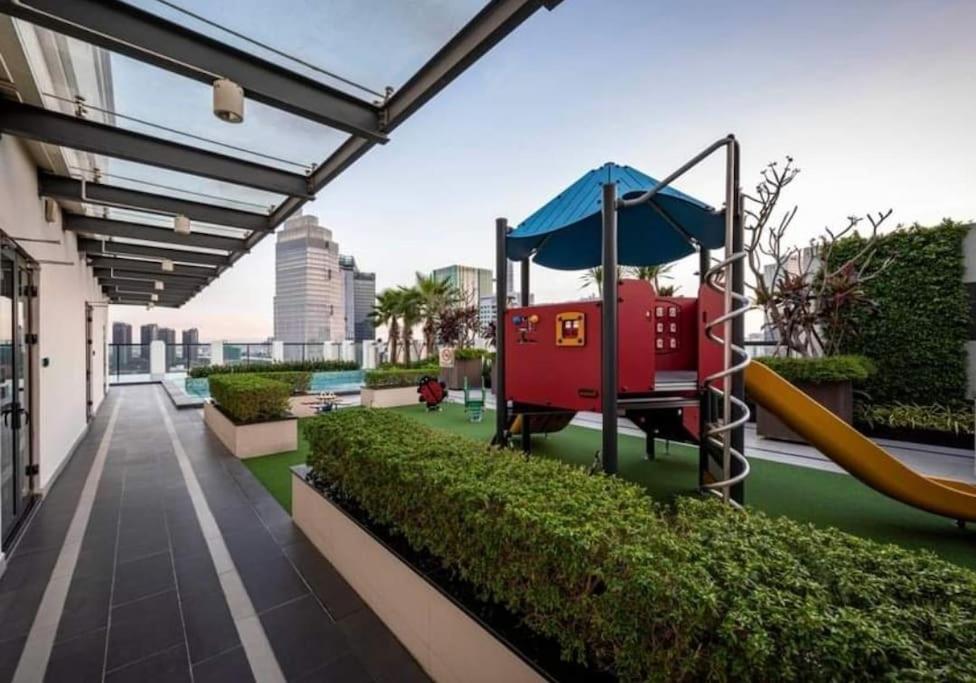 Căn hộ The Rixx Downtown Apartment@d1/pool/gym/operahouse *