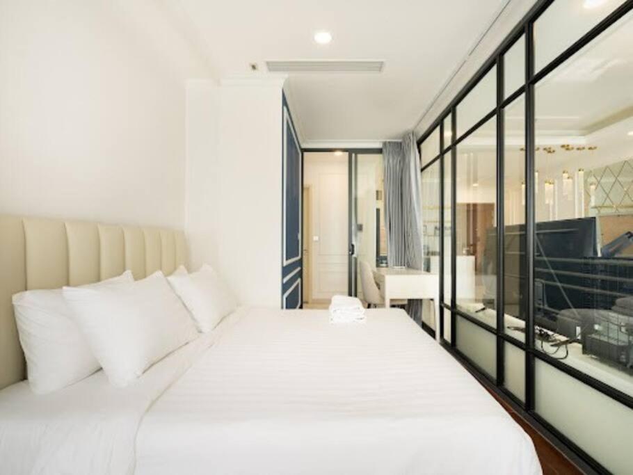 Căn hộ The Rixx Downtown Apartment@d1/pool/gym/operahouse TP. Hồ Chí Minh