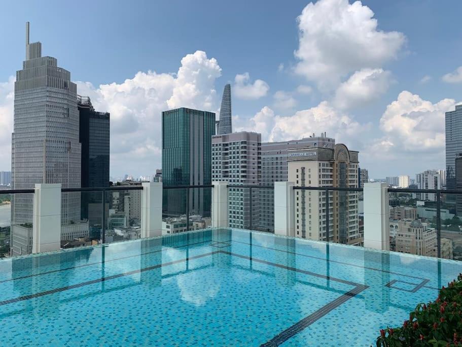 Căn hộ The Rixx Downtown Apartment@d1/pool/gym/operahouse TP. Hồ Chí Minh